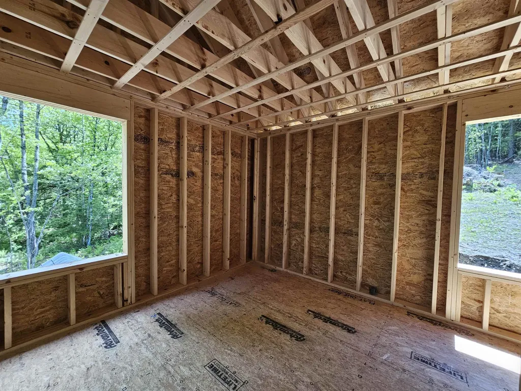 7 Shaw Road Pittsfield NH 03263