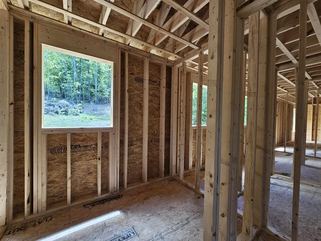 7 Shaw Road Pittsfield NH 03263