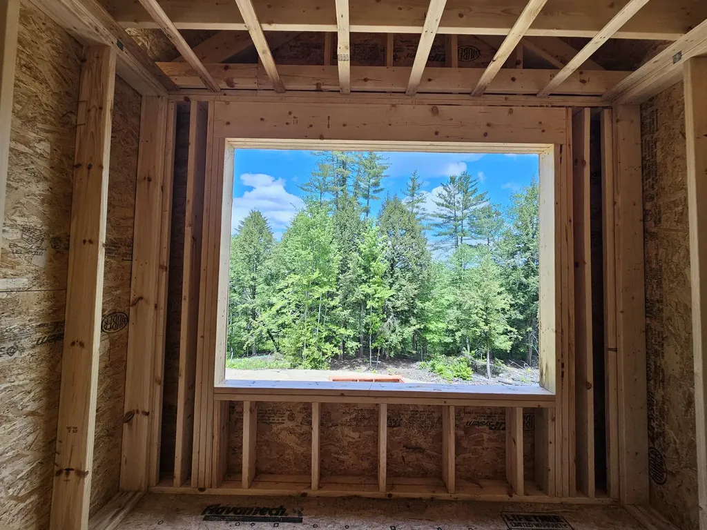 7 Shaw Road Pittsfield NH 03263