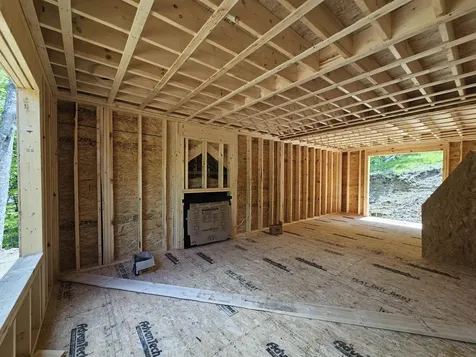 7 Shaw Road Pittsfield NH 03263