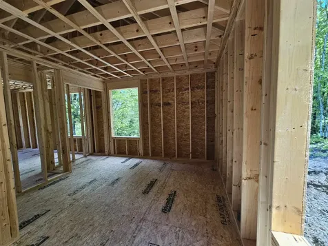 7 Shaw Road Pittsfield NH 03263