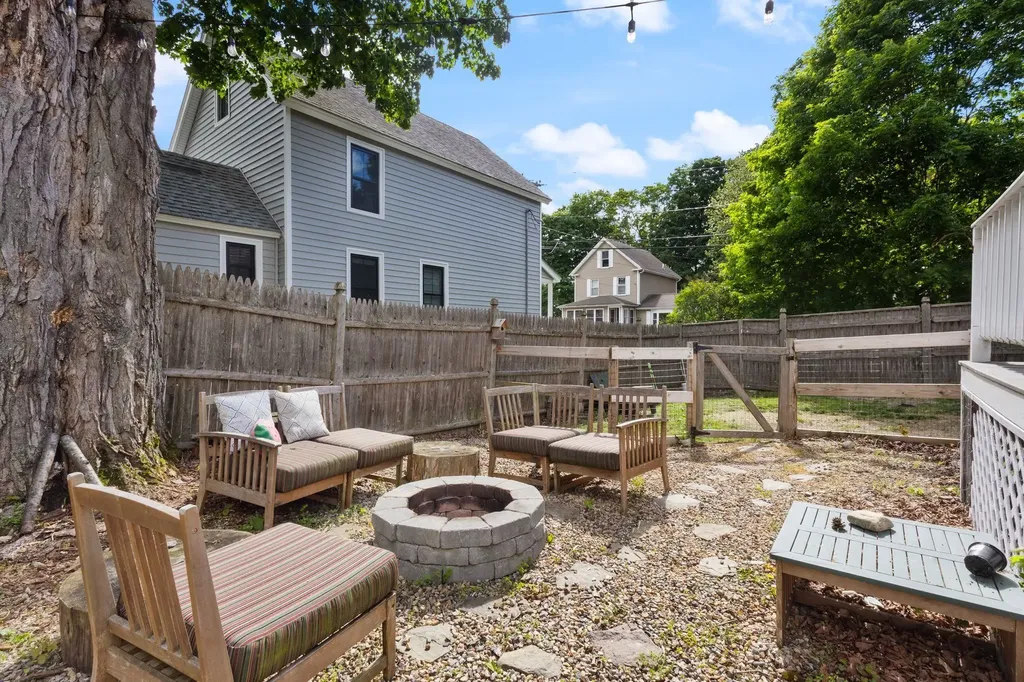 14 Harvard Street Exeter NH 03833