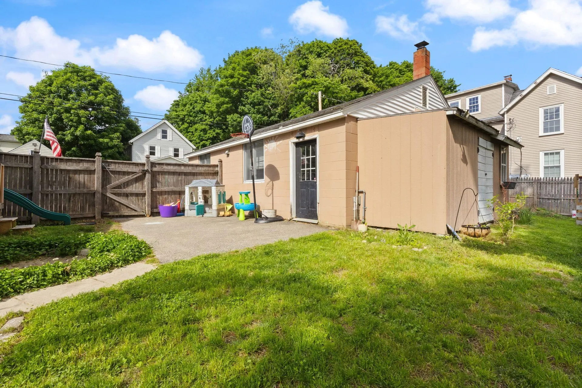 14 Harvard Street Exeter NH 03833