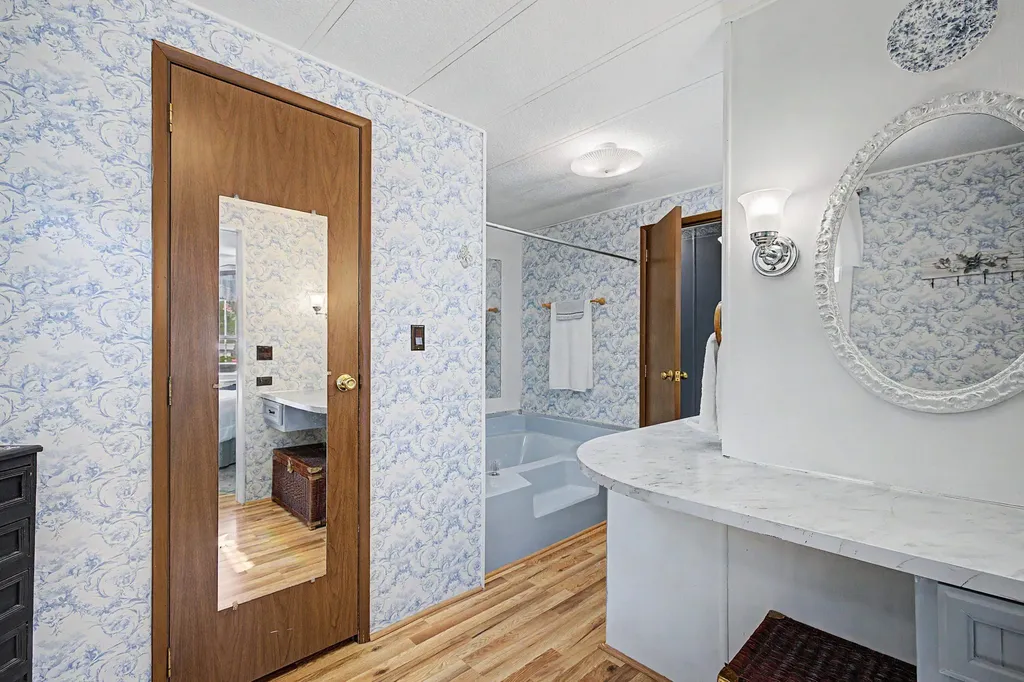 143 Robin Hood Drive Exeter NH 03833