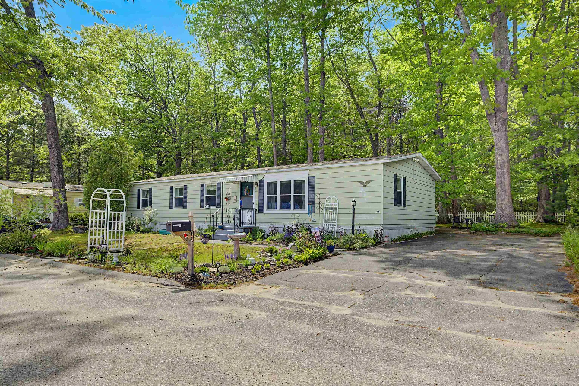 143 Robin Hood Drive Exeter NH 03833