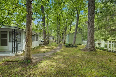 143 Robin Hood Drive Exeter NH 03833