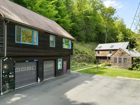 25-27 Gingko Lane Brattleboro VT 05301