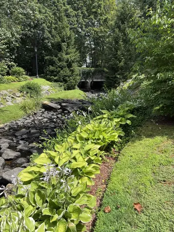 300 North River Road Manchester NH 03104