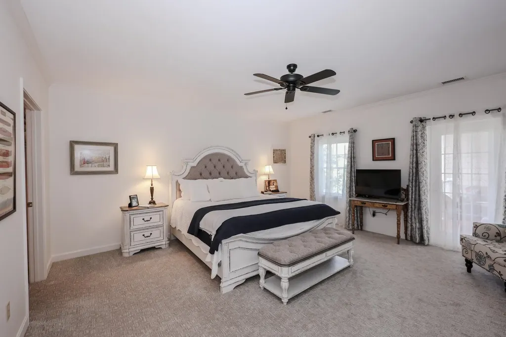 3 Abbey Lane Meredith NH 03253