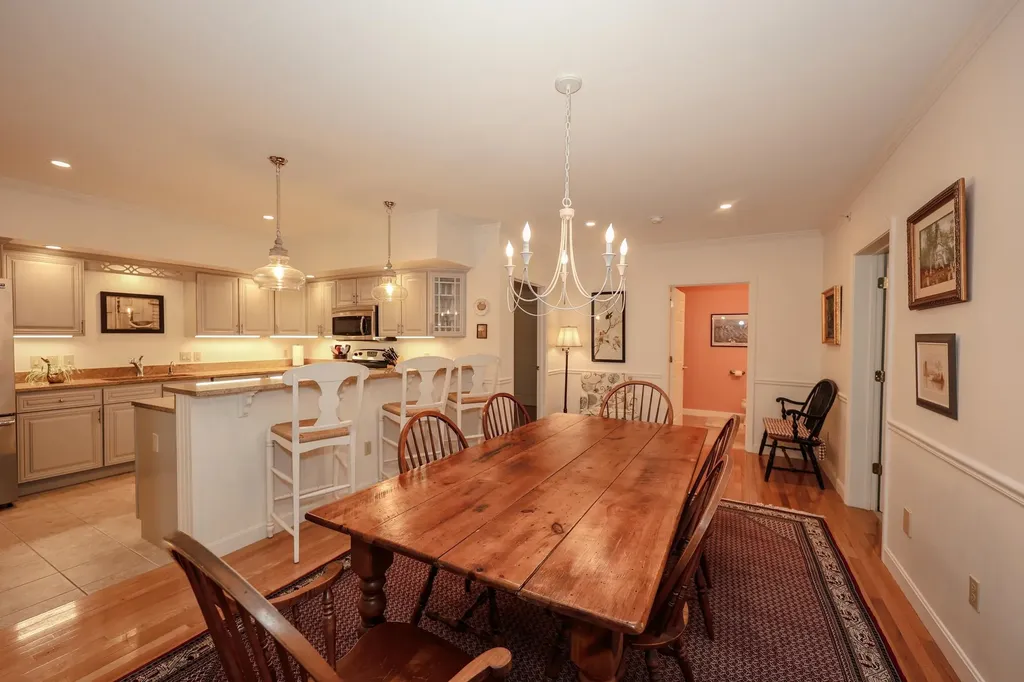 3 Abbey Lane Meredith NH 03253