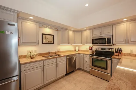 3 Abbey Lane Meredith NH 03253