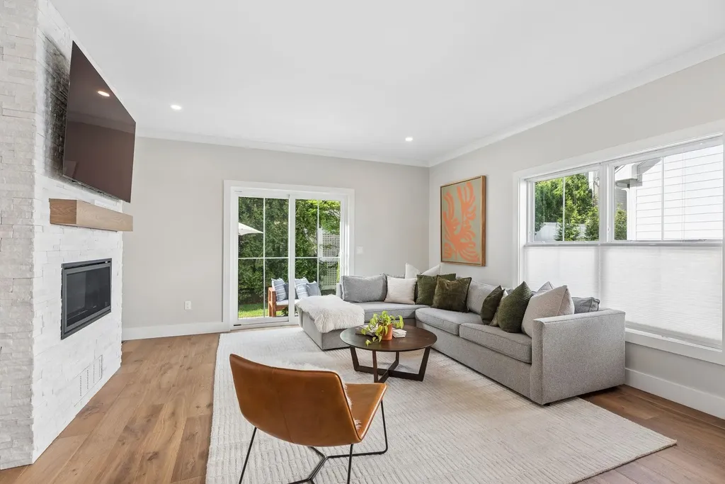 1171 Sagamore Avenue Portsmouth NH 03801