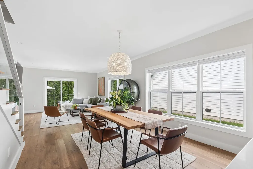 1171 Sagamore Avenue Portsmouth NH 03801