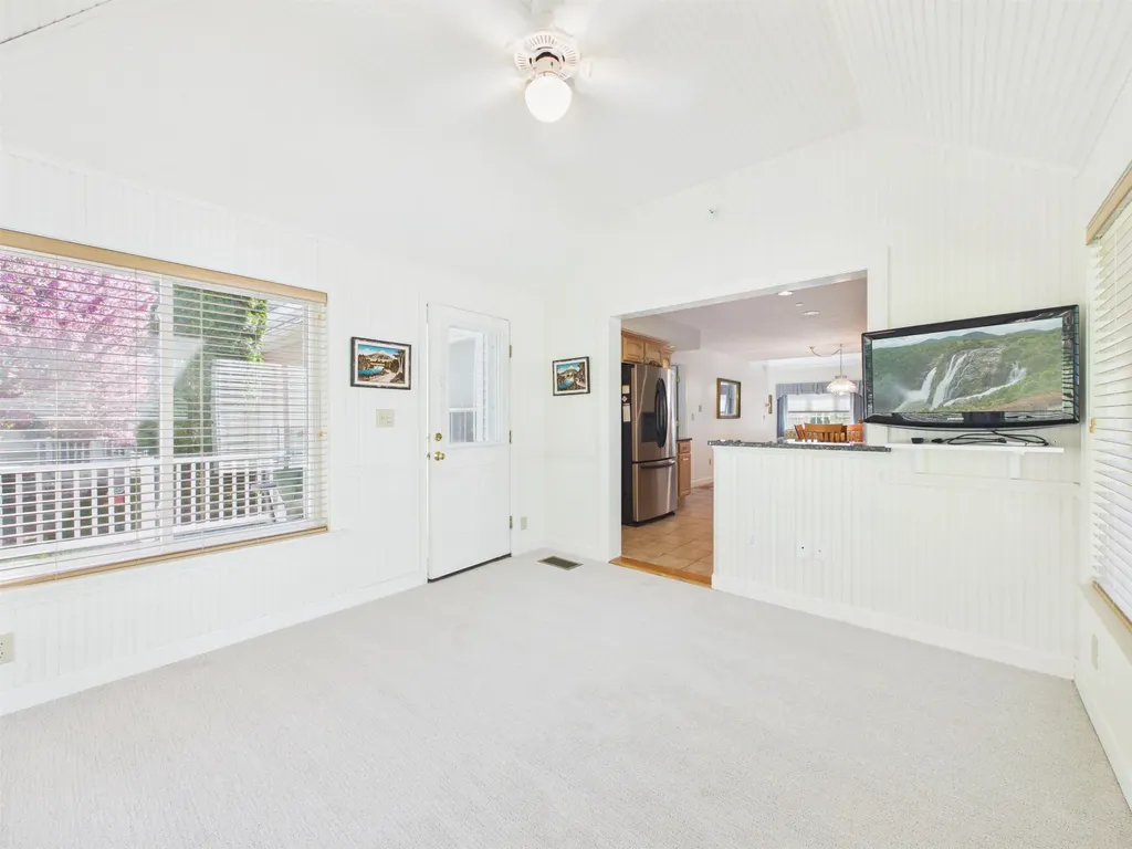 23 Abbey Lane Meredith NH 03253