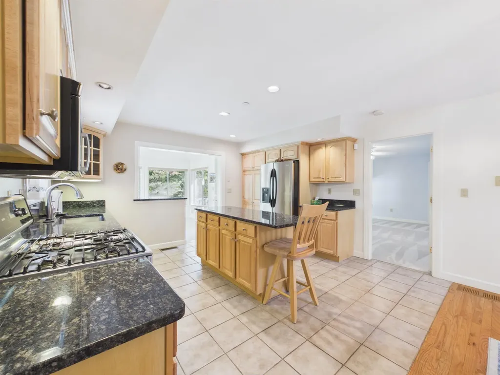 23 Abbey Lane Meredith NH 03253