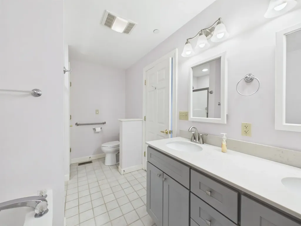 23 Abbey Lane Meredith NH 03253