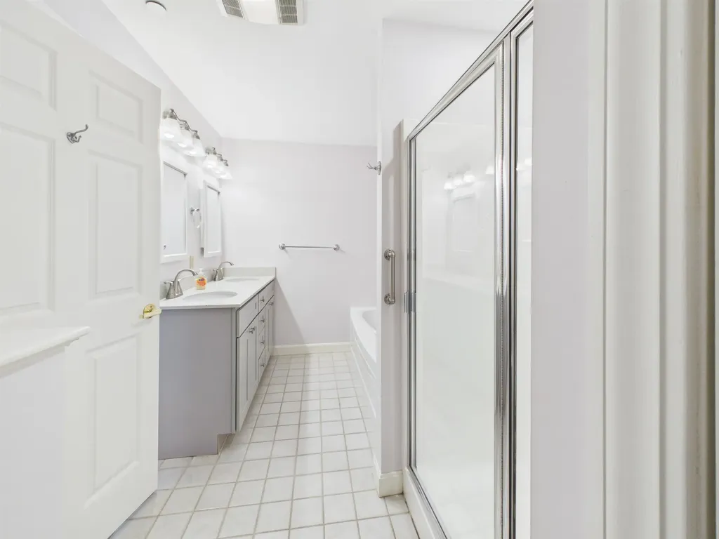 23 Abbey Lane Meredith NH 03253