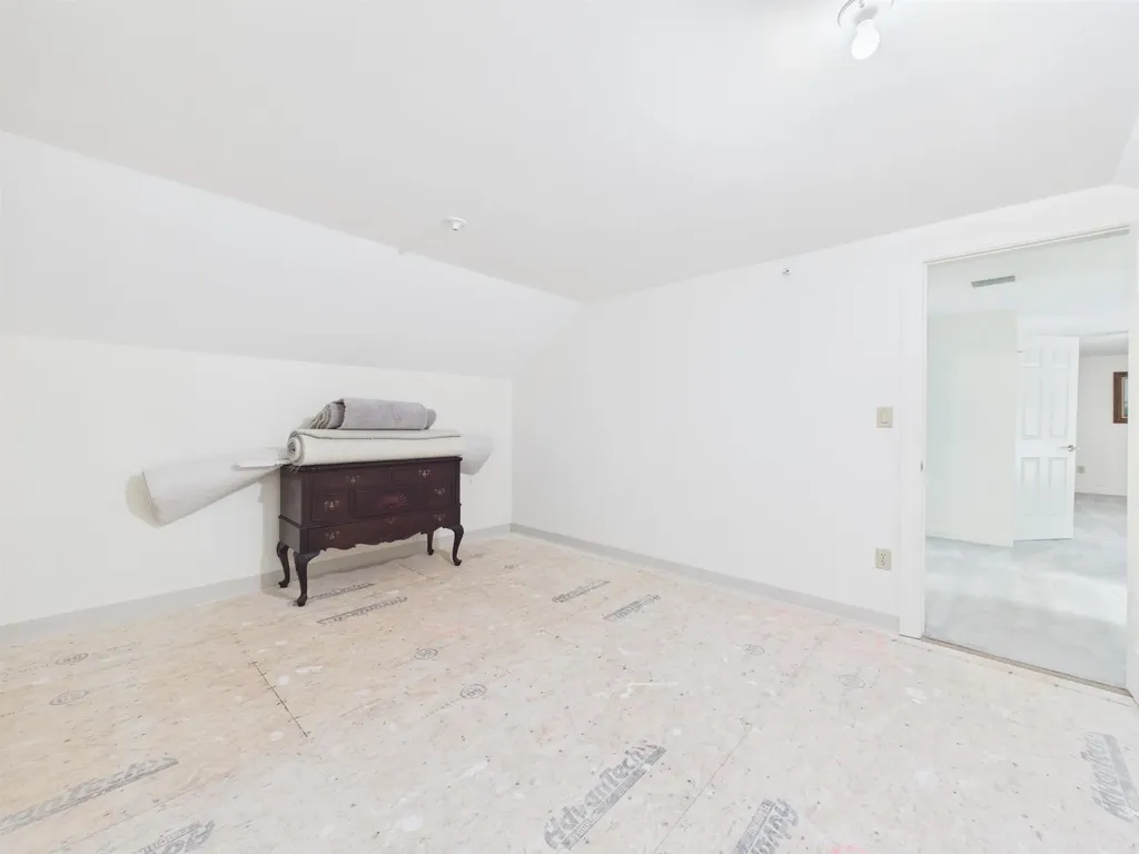 23 Abbey Lane Meredith NH 03253