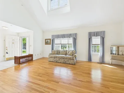23 Abbey Lane Meredith NH 03253