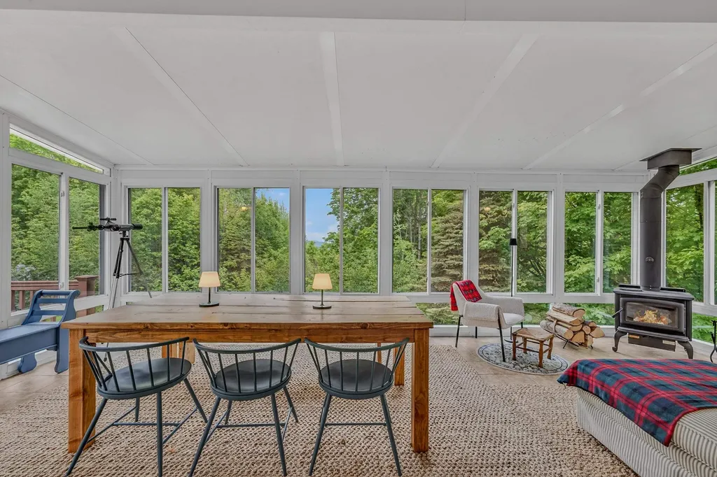 55 Sunset Paradise Road Jefferson NH 03583