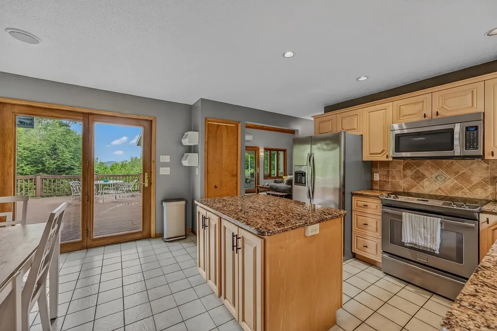 55 Sunset Paradise Road Jefferson NH 03583