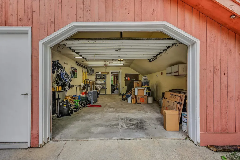 55 Sunset Paradise Road Jefferson NH 03583