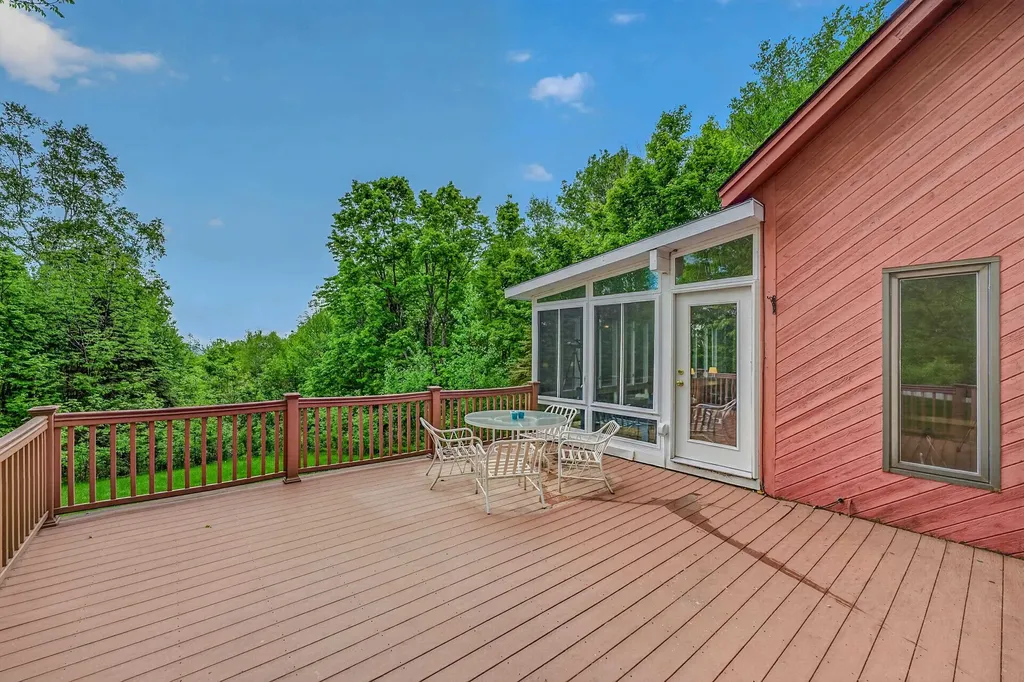 55 Sunset Paradise Road Jefferson NH 03583