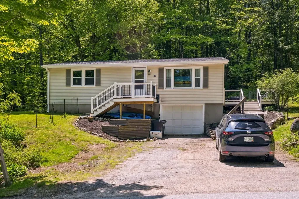 42 Chalk Pond Road Sutton NH 03221