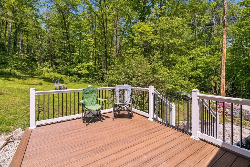 42 Chalk Pond Road Sutton NH 03221