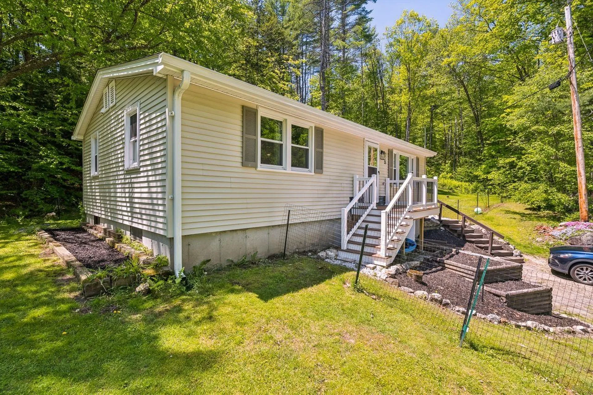 42 Chalk Pond Road Sutton NH 03221