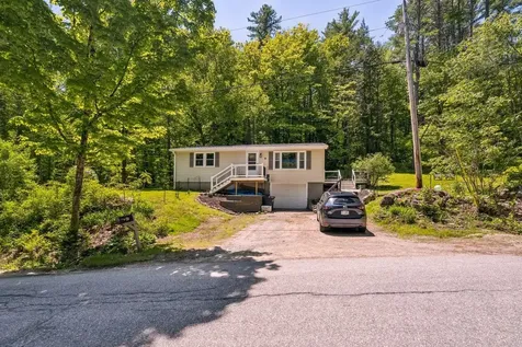 42 Chalk Pond Road Sutton NH 03221