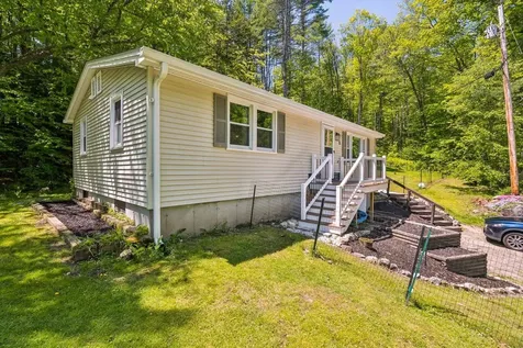 42 Chalk Pond Road Sutton NH 03221