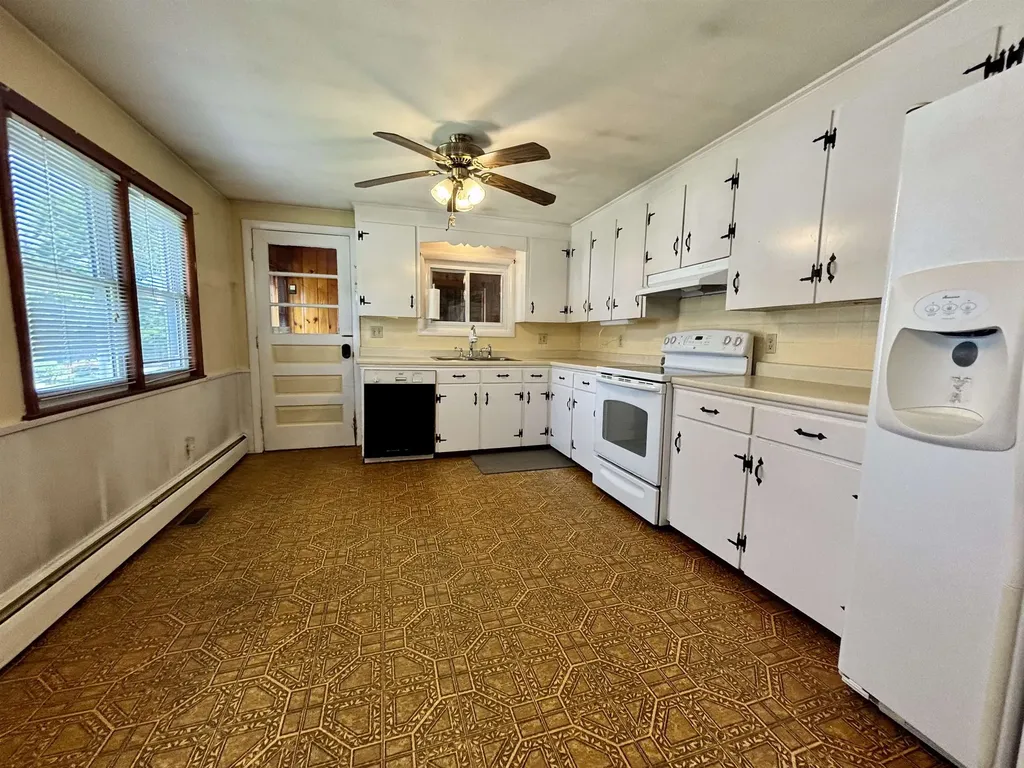 104 Knight Street Milford NH 03055