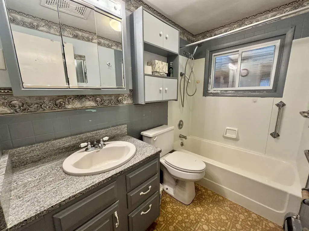 104 Knight Street Milford NH 03055