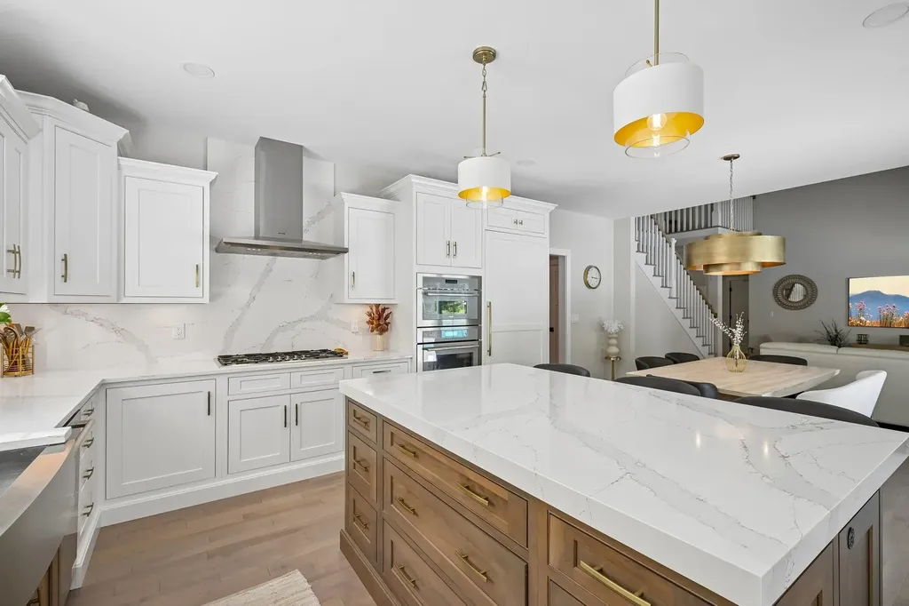 109 Harvard Avenue Auburn NH 03032