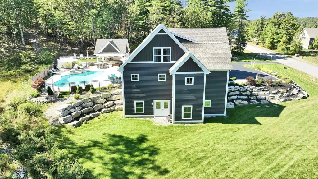 109 Harvard Avenue Auburn NH 03032