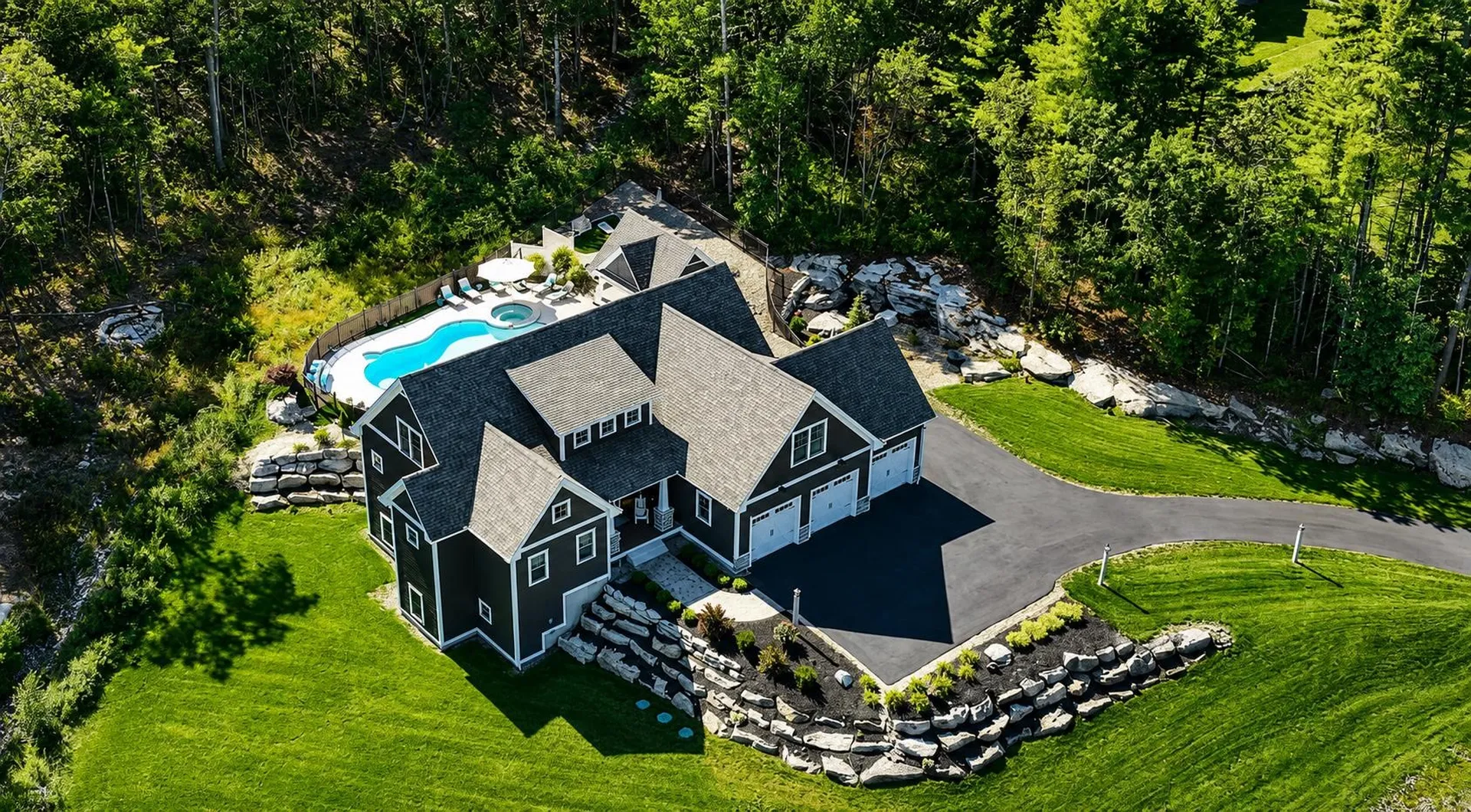 109 Harvard Avenue Auburn NH 03032