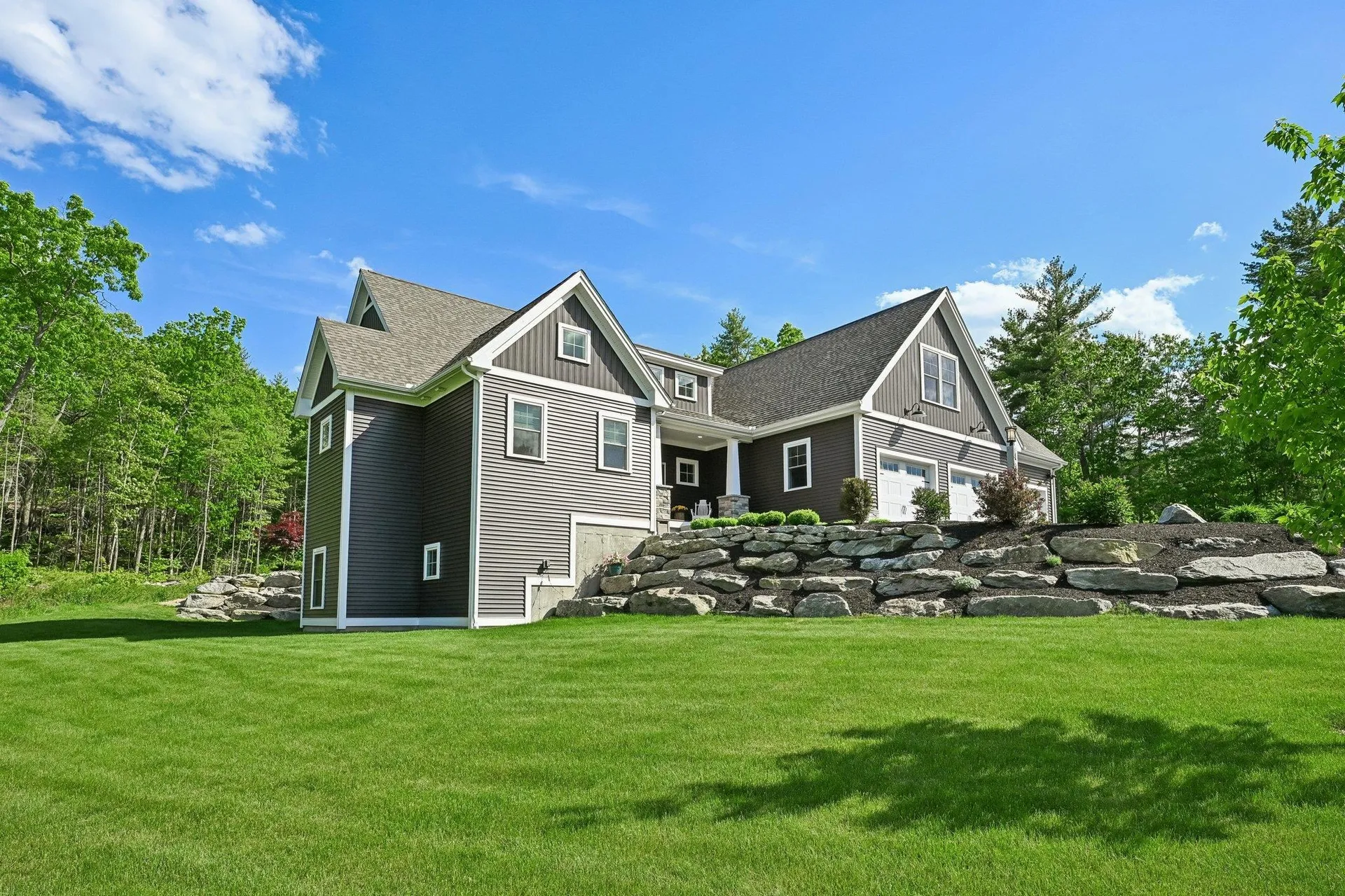 109 Harvard Avenue Auburn NH 03032