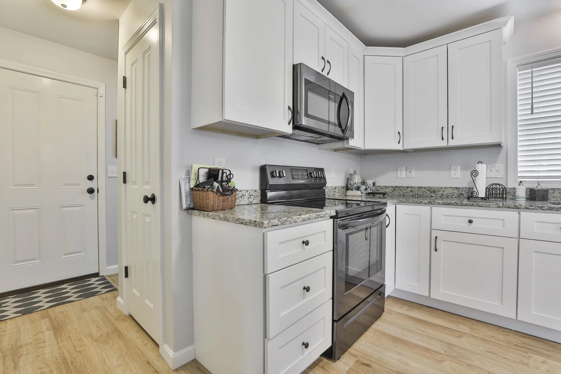 413 Reed Street Manchester NH 03102