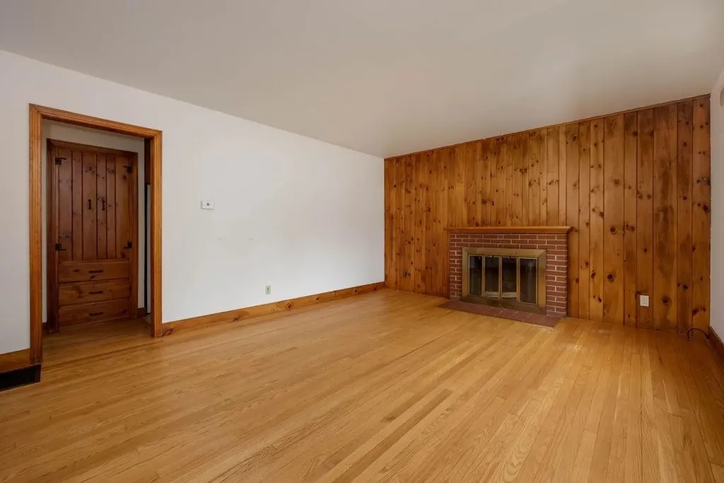 6 Sycamore Street Brattleboro VT 05301