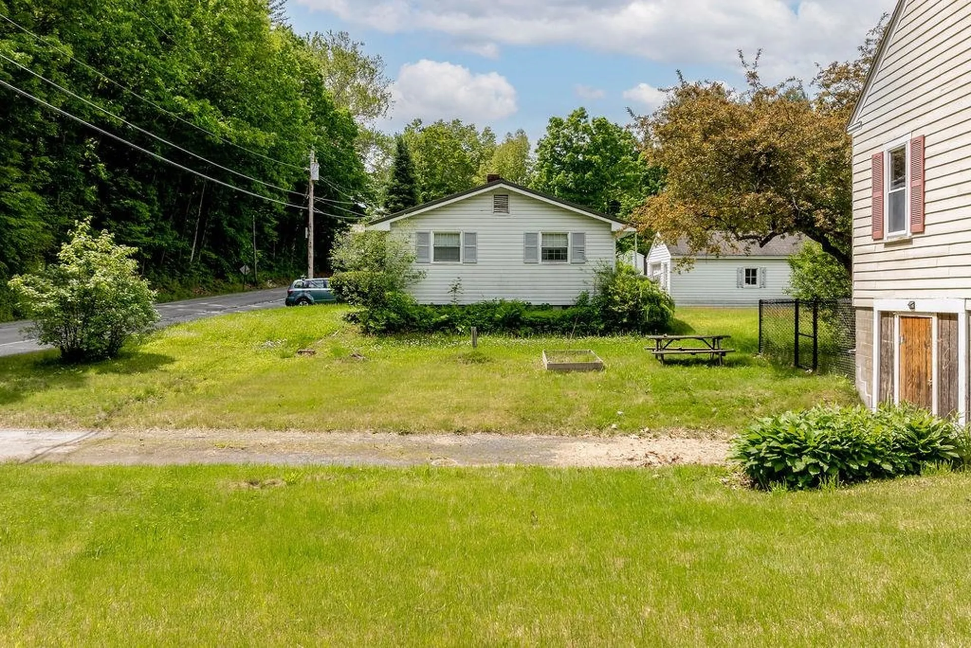 6 Sycamore Street Brattleboro VT 05301