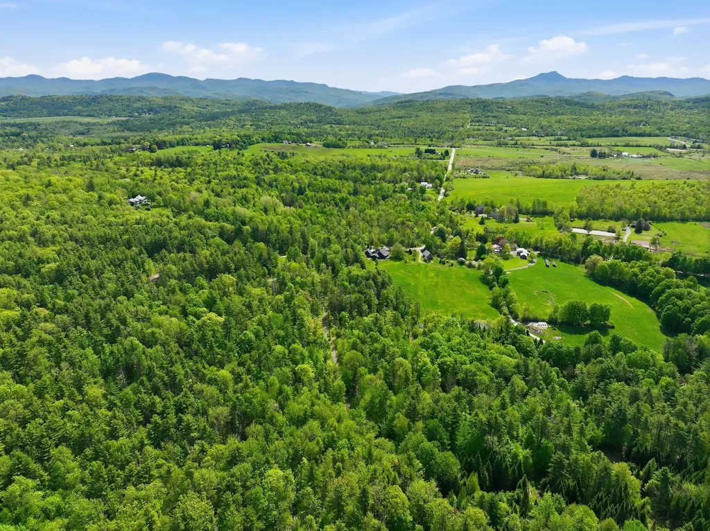 189 Shagbark Lane Williston VT 05495