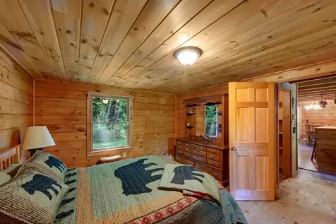 18 Chamberlin Hill Richmond VT 05477