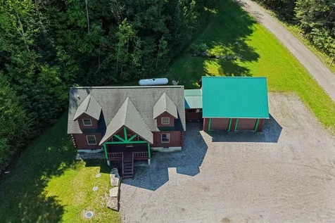 18 Chamberlin Hill Richmond VT 05477