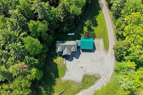 18 Chamberlin Hill Richmond VT 05477