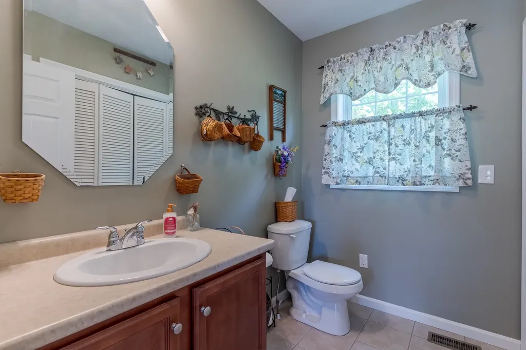 73 Milo Lane Somersworth NH 03878