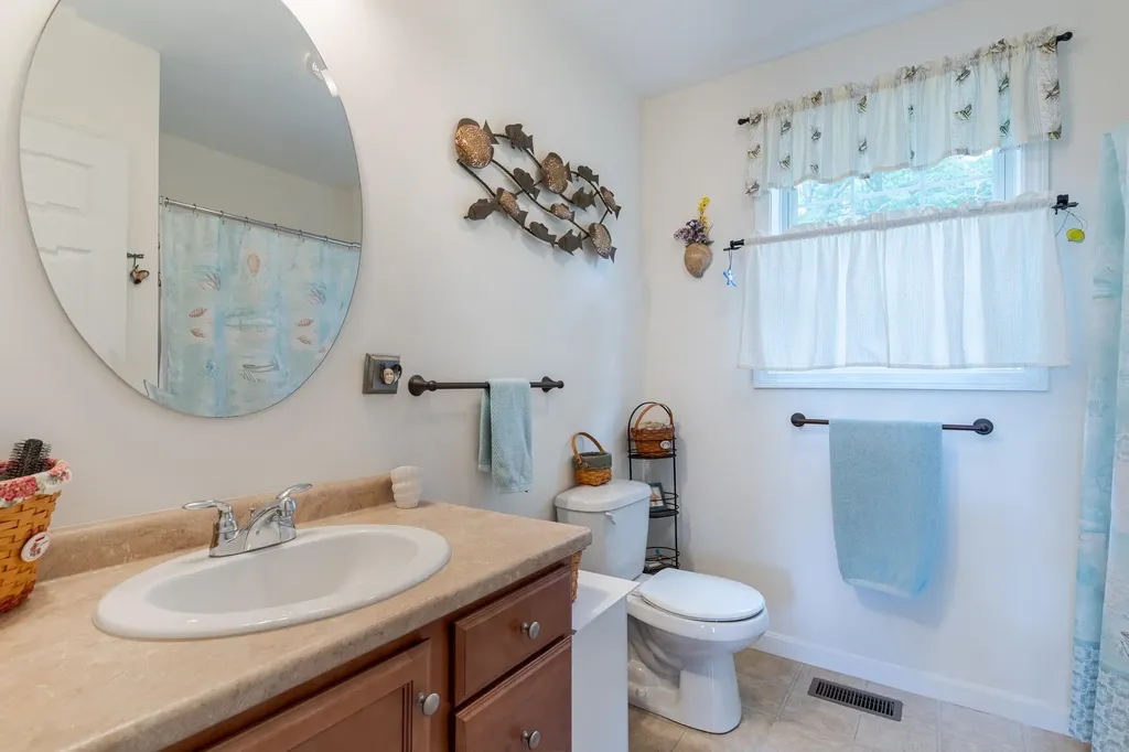 73 Milo Lane Somersworth NH 03878