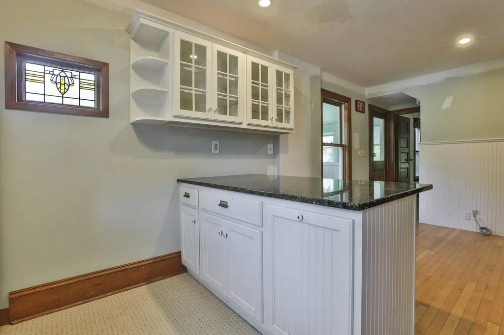 108 Ponemah Road Amherst NH 03031