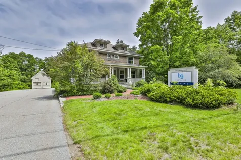 108 Ponemah Road Amherst NH 03031