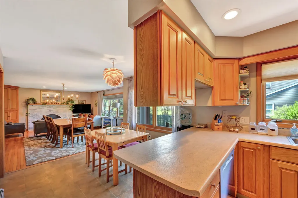 70 Moss Glen Lane South Burlington VT 05403